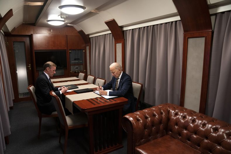 REP-GEN UCRANIA-GUERRA-COLANDO A BIDEN