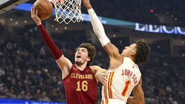 Mitchel y Garland encienden triunfo de Cavs ante Hawks