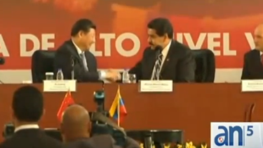 americateve | En la reciente visita del presidente del gigante asiático a Caracas se concretó la entrega de más de cinco mil millones de dólares en créditos a cambio de petróleo.