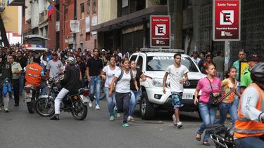 Violencia chavista en Caracas: cinco muertos