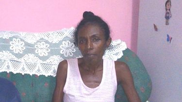 vendedora ambulante es golpeada por la policia