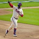 Jonrón de Harper catapulta a los Filis a la Serie Mundial