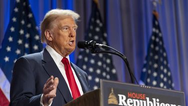 El virtual presidente electo Donald Trump durante una reunión de la Conferencia Republicana de la Cámara de Representantes, el 13 de noviembre de 2024, en Washington. (AP Foto/Alex Brandon, Archivo)