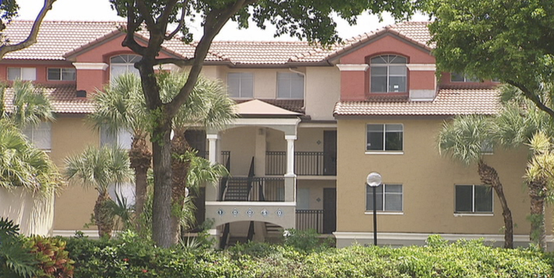 CONDOMINIO DORAL.png