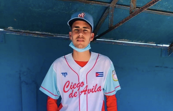El joven lanzador Yadier Batista se suma al indetenible éxodo de peloteros cubanos