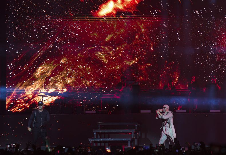 ESP-MUS WISIN & YANDEL