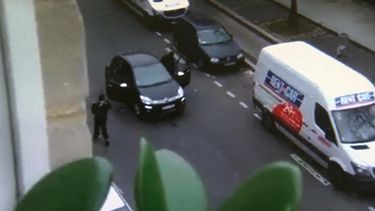 exclusiva ap: testigo de muerte de policia lamenta video