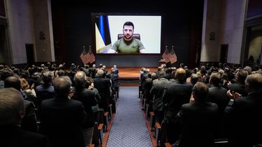 Vistazo: Selenskyy pide a EEUU más ayuda militar