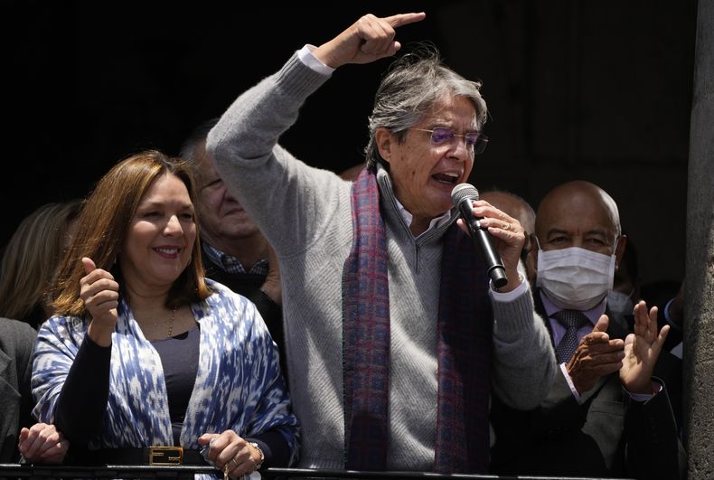 AMS-GEN ECUADOR-LASSO PAPELES DE PANDORA