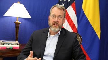 el embajador de eeuu en venezuela pide una sola postura internacional frente a maduro a pesar de la ideologia