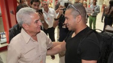 americateve | El estelar pelotero Frederich Cepeda regresó hoy con discretos números de Japón tras jugar en la Liga Profesional en lo que denominó una interesante experiencia.