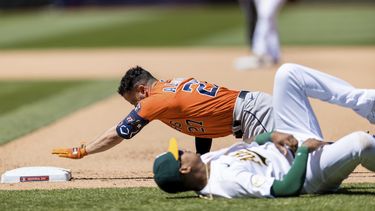 Astros vencen 5-1 a Atleticos: Álvarez dispara 2 jonrones