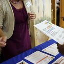 Suben levemente solicitudes de ayuda por desempleo en EEUU