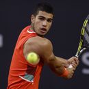 Alcaraz se baja del Abierto Mexicano por molestias