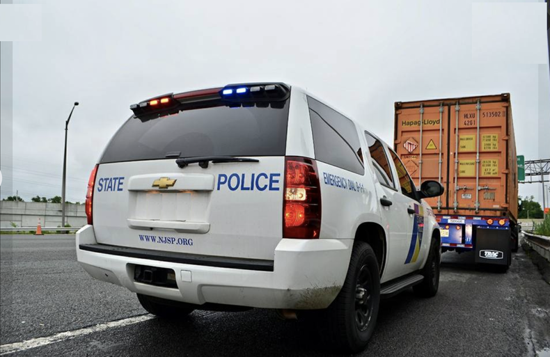 policia camion.png