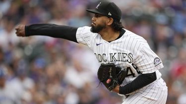 Márquez gana al fin; Rockies derrotan a Reales