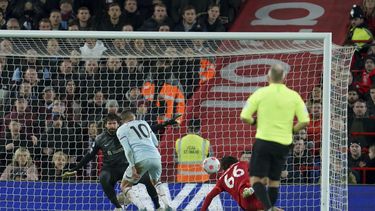 Chelsea golea a Burnley 4-0 en Liga Premier