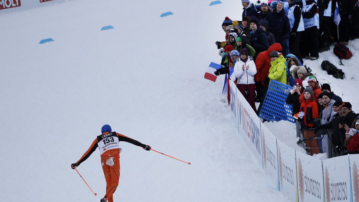 Esquiador venezolano enfrenta reto en pendientes finlandesas