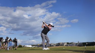 Australiano Cameron Smith lidera Abierto Británico de golf