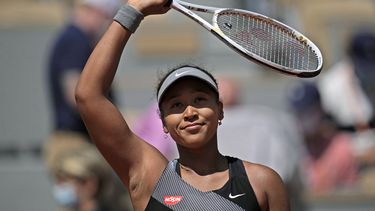 Naomi Osaka se retira de Wimbledon