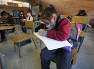 estudiantes colombianos vuelven a educacion 100% presencial