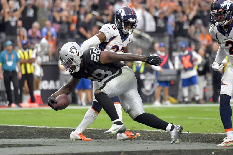 DEP-NFL BRONCOS-RAIDERS