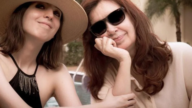 cristina fernandez publica primera foto de su hija desde que ingreso en cuba