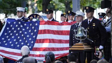 Una ceremonia para conmemorar el aniversario de los ataques terroristas del 11 de septiembre en el Memorial y Museo del 11 de Septiembre, el miércoles 11 de septiembre de 2024, en Nueva York. (AP Foto/Evan Vucci)