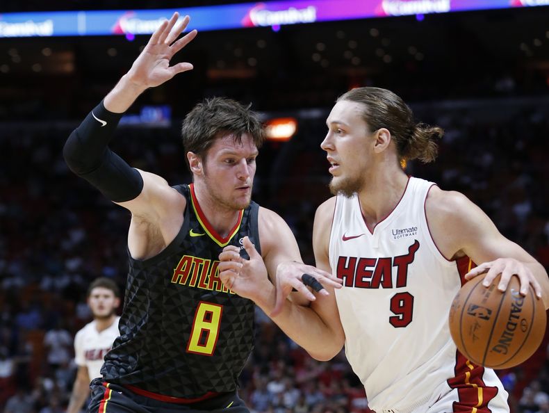 DEP-BAS_HAWKS-HEAT-0.jpg