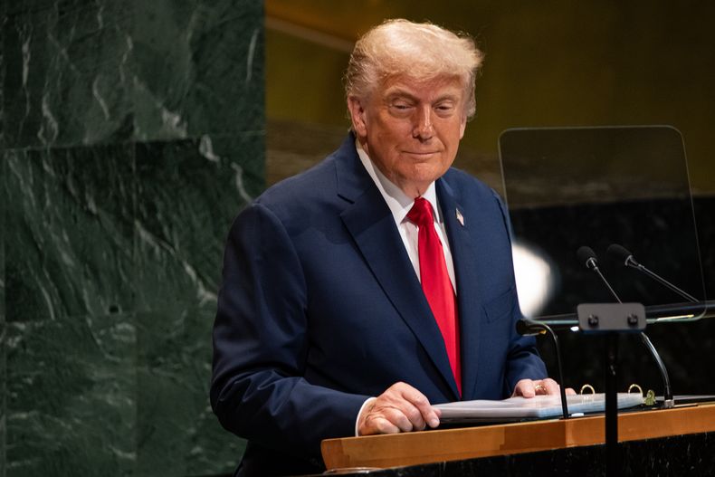 El presidente de Estados Unidos, Donald Trump, pronuncia un discurso en la 80va sesión de la Asamblea General de la ONU, el 23 de septiembre de 2025, en la sede de Naciones Unidas. (AP Foto/Angelina Katsanis)