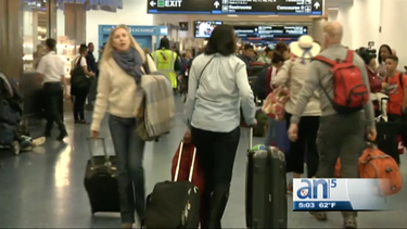 la ola de frio provoca demoras y cancelaciones en los aeropuertos de florida