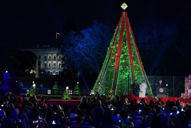 AMN-GEN_TRUMP-NAVIDAD-0.jpg