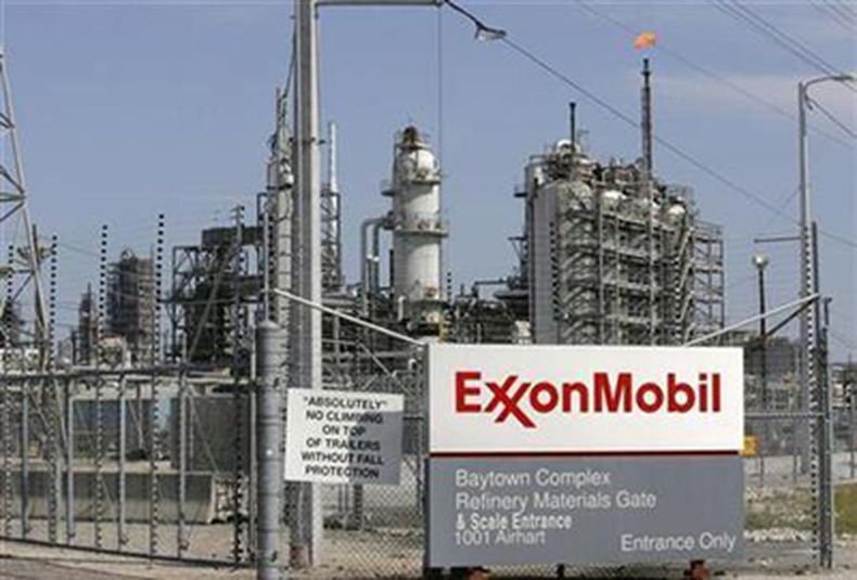 El Centro Internacional de Arreglo de Diferencias Relativas a Inversiones (CIADI), ordenó este jueves a Venezuela compensar con 1,6 millardos de dólares a la empresa Exxon Mobil por la expropiación de sus instalaciones en 2007