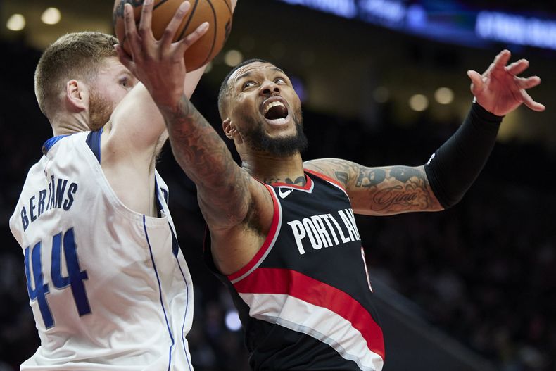 DEP-BAS MAVERICKS-TRAIL BLAZERS