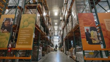El banco de alimentos Capital Area Food Bank en Washington el 6 de noviembre del 2025. (AP foto/Mark Schiefelbein)