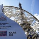 El reloj muestra la cuenta regresiva de 366 días, a un año de la inauguración de los Juegos Olímpicos de 2024, el miércoles 26 de julio de 2023, en París. (AP Foto/Christophe Ena)