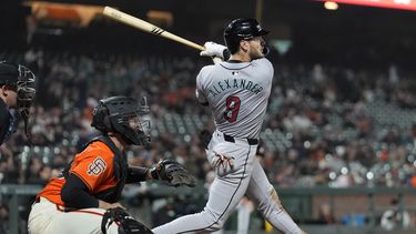 Blaze Alexander, de los Diamondbacks de Arizona, conecta un grand slam en el juego del viernes 19 de abril de 2024, ante los Gigantes de San Francisco (AP Foto/Jeff Chiu)