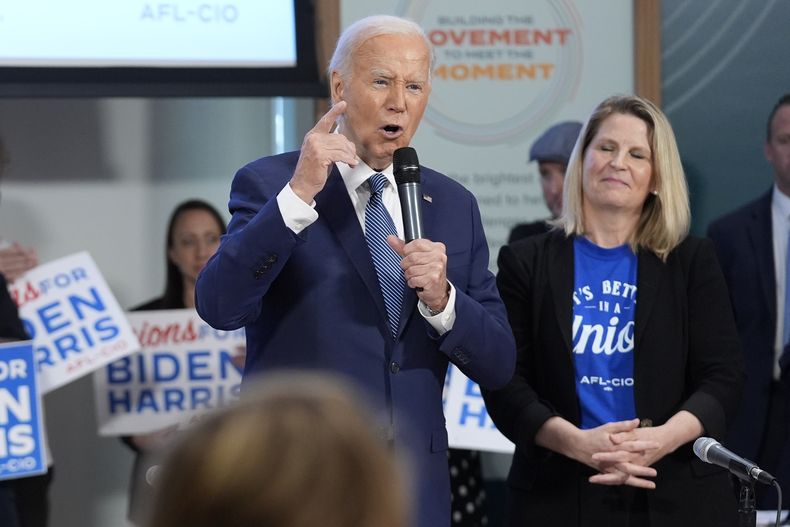 El presidente Joe Biden habla durante un evento el miércoles 10 de julio de 2024, en Washington. (AP Foto/Evan Vucci)