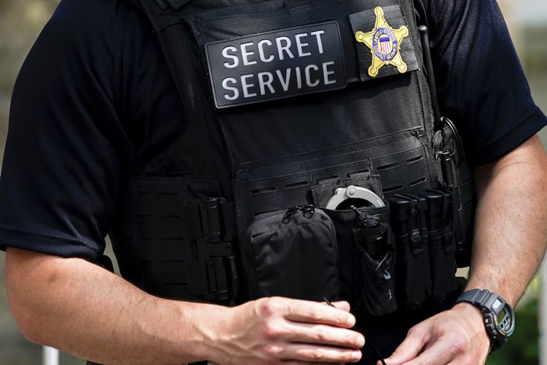 Un agente del Servicio Secreto, el 20 de julio de 2022, en Nueva York. (Foto AP/Julia Nikhinson, Archivo)