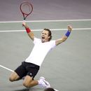 Español Alcaraz cae ante Auger-Aliassime en Copa Davis