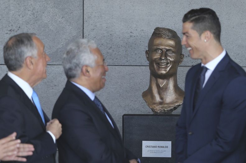 DEP-FUT_CRISTIANO_RONALDO-AEROPUERTO-0.jpg