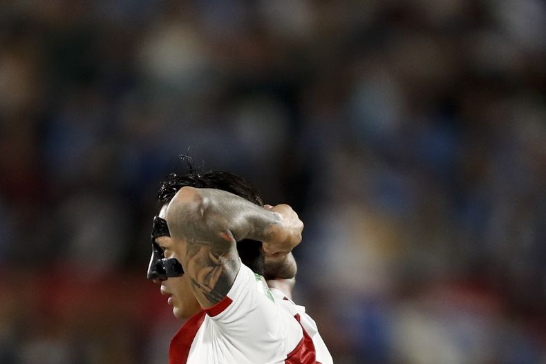 DEP-FUT MUNDIAL URUGUAY-PERÚ