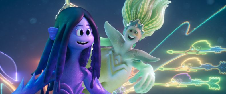 Esta imagen proporcionada por Universal Pictures muestra a Ruby Gillman, con la voz de Lana Condor, en la película de DreamWorks Animation Ruby Gillman Teenage Kraken. (Universal Pictures vía AP)