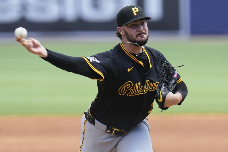 Paul Skenes de los Piratas de Pittsburgh lanza ante los Rays de Tampa Bay, el 2 de abril de 2025, en Tampa, Florida. (AP Foto/Chris OMeara)