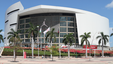 Comisión de Miami-Dade aprobó la prórroga del acuerdo con Miami Heat por el estadio