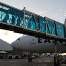 Migrantes venezolanos deportados desembarcan de un vuelo estadounidense en el Aeropuerto Internacional Simón Bolívar de Maiquetía, Venezuela, el miércoles 3 de diciembre de 2025. (Foto AP/Cristian Hernández)