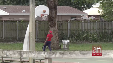 un partido de baloncesto termino con ocho heridos de bala, dos de ellos menores de edad