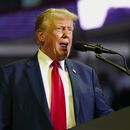 ARCHIVO - El virtual candidato presidencial republicano, el expresidente Donald Trump, habla en un mitin de campaña, el 22 de junio de 2024, en la Universidad de Temple, en Filadelfia. (AP Foto/Chris Szagola, Archivo)