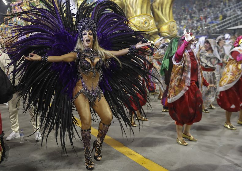 AMS-GEN_BRASIL-CARNAVAL-BAILARINA_TRANSGENERO-1.jpg