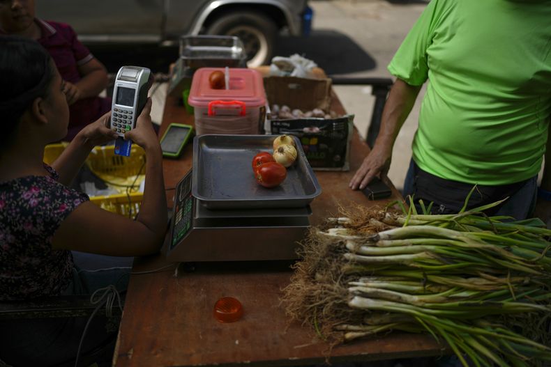 AMS-ECO VENEZUELA-MERCADO CAMBIARIO
